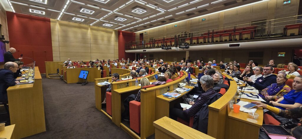 Hémicycle du Palais du Luxembourg pour le colloque sur les médecines intégratives. 